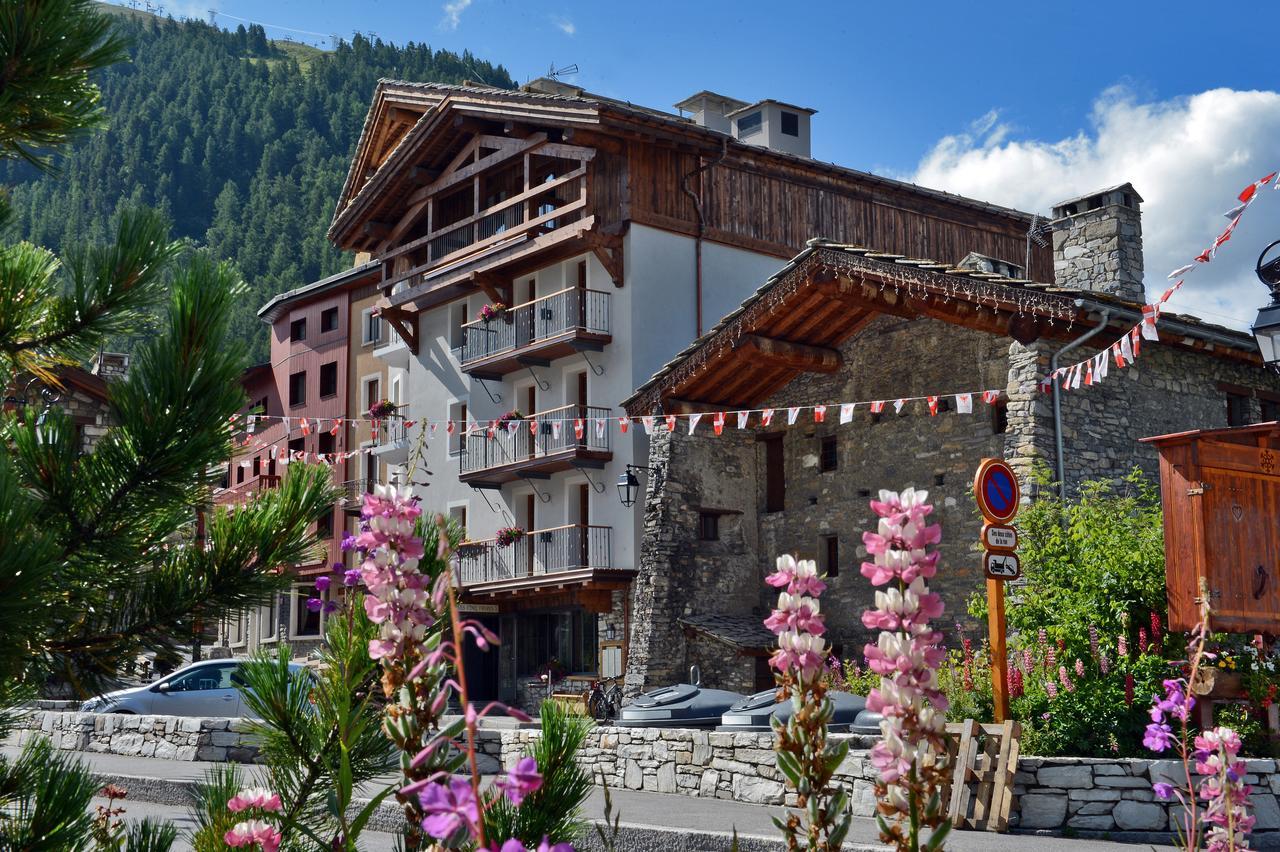 Maison De Famille Les 5 Freres Val-d'Isere Exterior foto